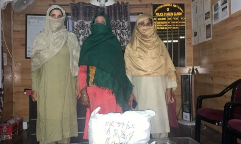 'Kulgam Police Cracks Down on Drug Peddling, Arrests Lady Peddler'